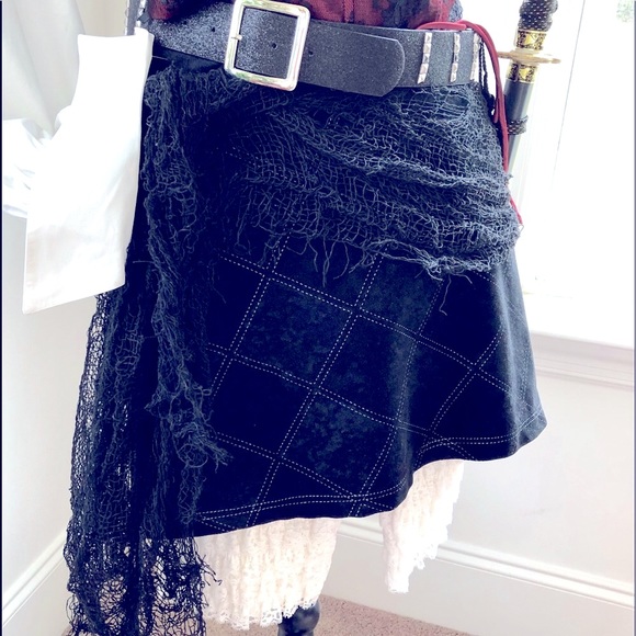 INC black Faux Suede White diagonal stitching plaid design bias cut mini size 6 - Picture 10 of 15